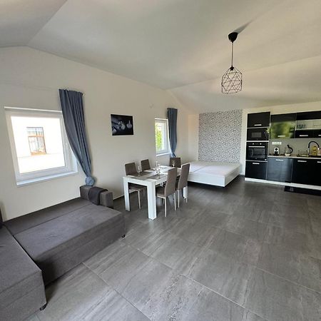 Apartman Byt 75M2 Klid Priroda Pro Rodinu Praha Eksteriør bilde